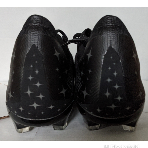 New balance soccer shoes - Picture 3 of 3